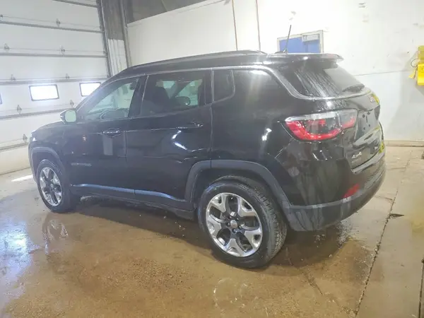 3C4NJDCB8JT333767 2018 JEEP COMPASS - Image 2