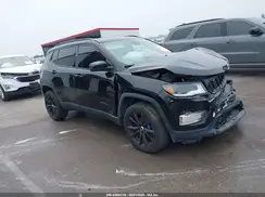 3C4NJDCB8JT334241 2018 JEEP COMPASS