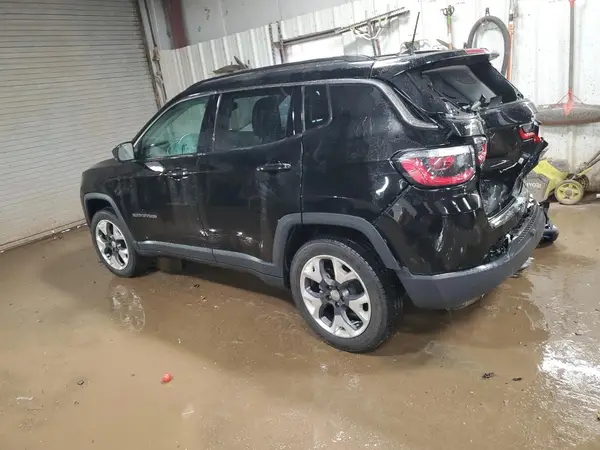 3C4NJDCB8JT341030 2018 JEEP COMPASS - Image 2