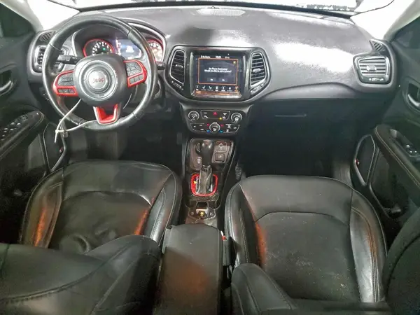 3C4NJDCB8JT350195 2018 JEEP COMPASS - Image 8