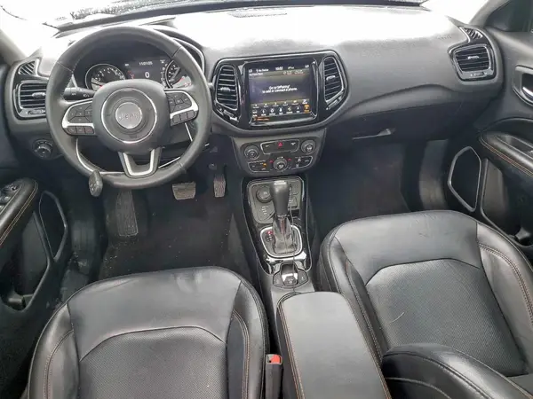 3C4NJDCB8JT355736 2018 JEEP COMPASS - Image 8