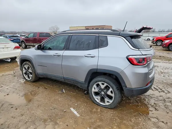 3C4NJDCB8JT372472 2018 JEEP COMPASS - Image 2