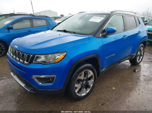 3C4NJDCB8JT373914 2018 JEEP COMPASS - Image 2