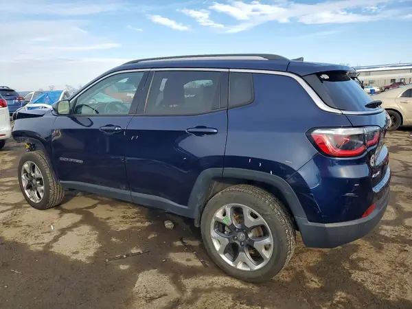 3C4NJDCB8JT392995 2018 JEEP COMPASS - Image 2