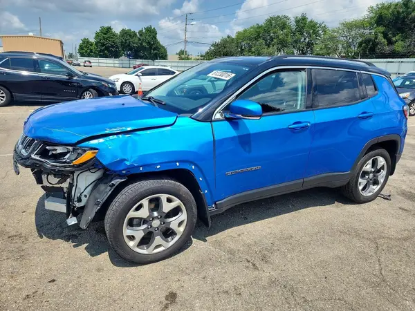 3C4NJDCB8JT397985 2018 JEEP COMPASS - Image 1