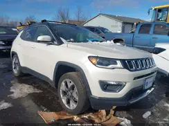 3C4NJDCB8JT399669 2018 JEEP COMPASS