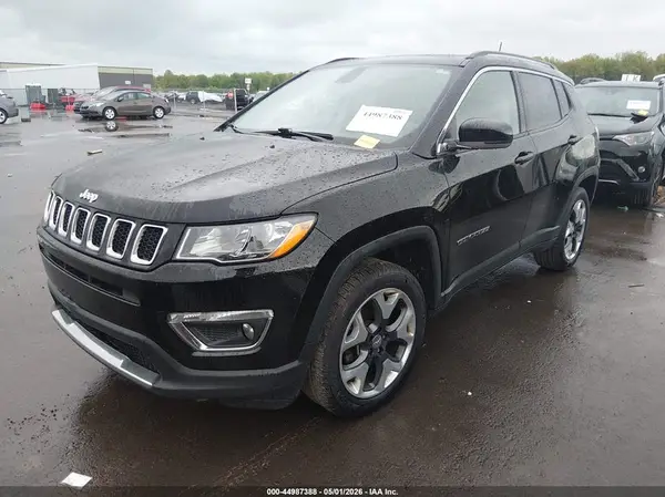 3C4NJDCB8JT415451 2018 JEEP COMPASS - Image 2