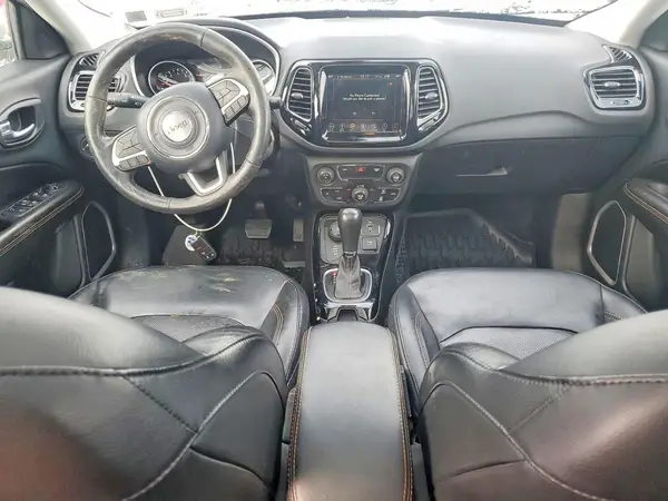 3C4NJDCB8KT594589 2019 JEEP COMPASS - Image 8
