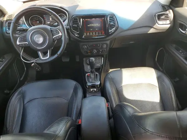 3C4NJDCB8KT596522 2019 JEEP COMPASS - Image 8
