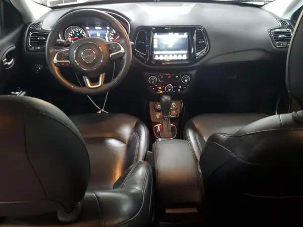 3C4NJDCB8KT598643 2019 JEEP COMPASS - Image 8