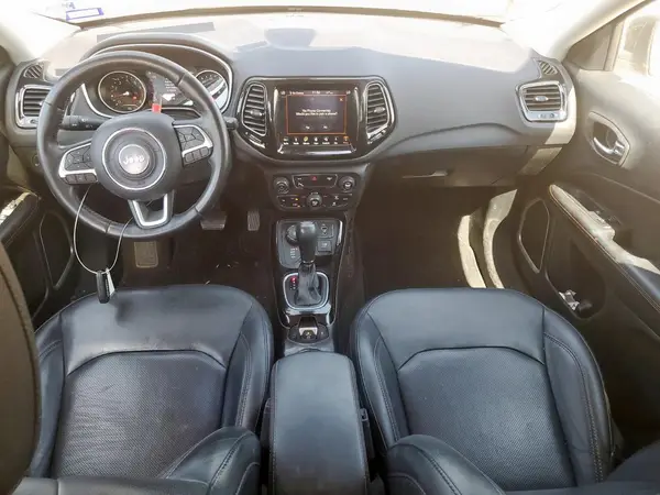 3C4NJDCB8KT619474 2019 JEEP COMPASS - Image 8