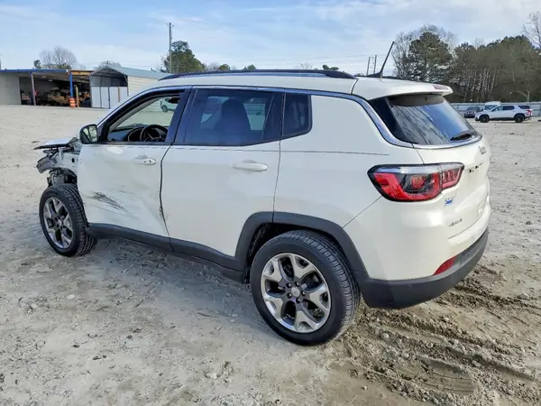 3C4NJDCB8KT620267 2019 JEEP COMPASS - Image 2