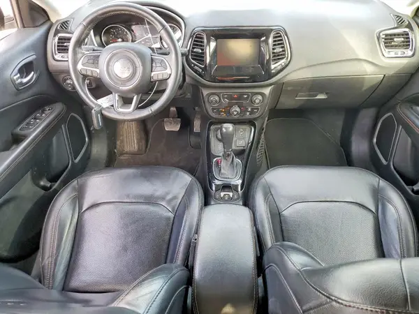 3C4NJDCB8KT620267 2019 JEEP COMPASS - Image 8