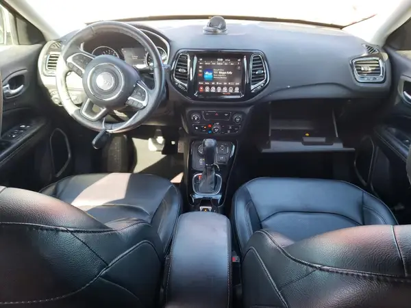 3C4NJDCB8KT639353 2019 JEEP COMPASS - Image 8