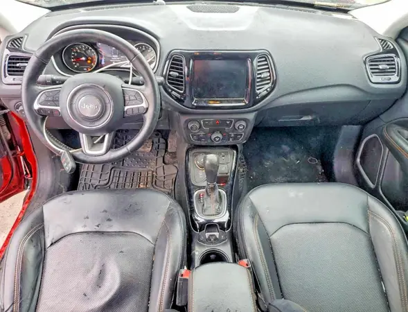 3C4NJDCB8KT645833 2019 JEEP COMPASS - Image 8