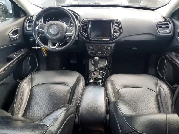 3C4NJDCB8KT661319 2019 JEEP COMPASS - Image 8