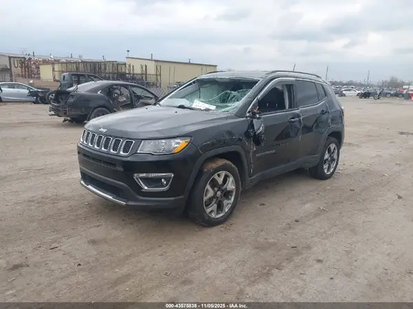 3C4NJDCB8KT666018 2019 JEEP COMPASS - Image 2
