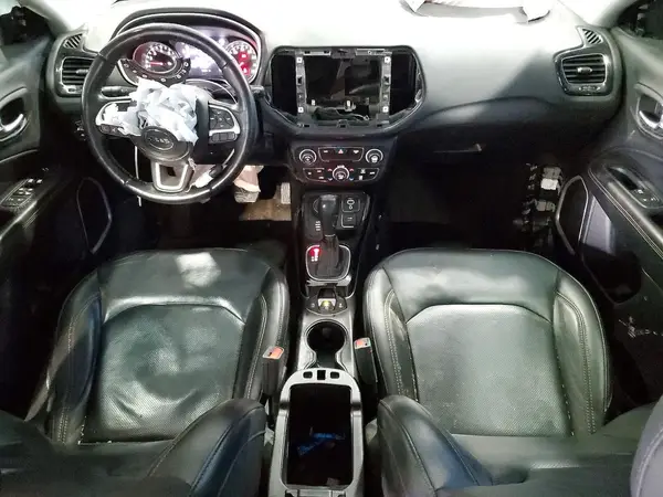 3C4NJDCB8KT666214 2019 JEEP COMPASS - Image 8
