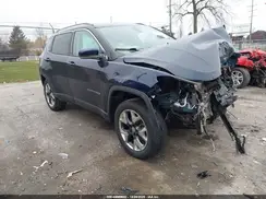 3C4NJDCB8KT666262 2019 JEEP COMPASS