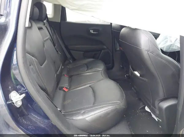 3C4NJDCB8KT666262 2019 JEEP COMPASS - Image 8