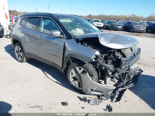 3C4NJDCB8KT669405 2019 JEEP COMPASS - Image 1