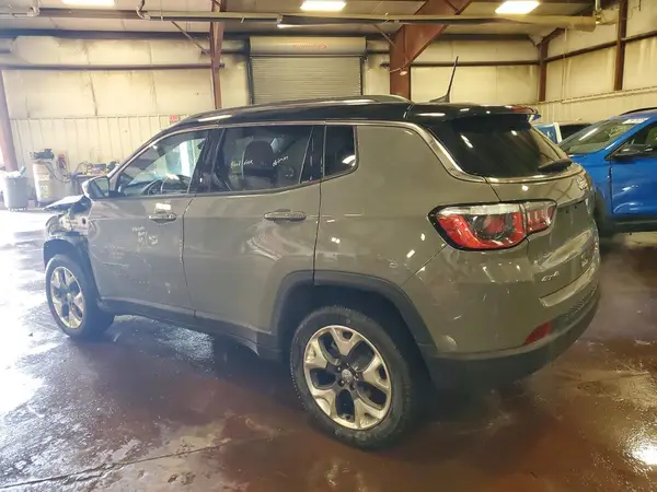 3C4NJDCB8KT673907 2019 JEEP COMPASS - Image 2
