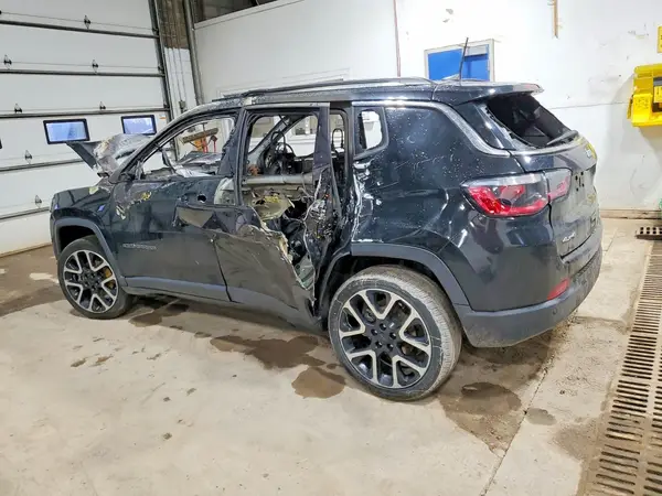 3C4NJDCB8KT679402 2019 JEEP COMPASS - Image 2