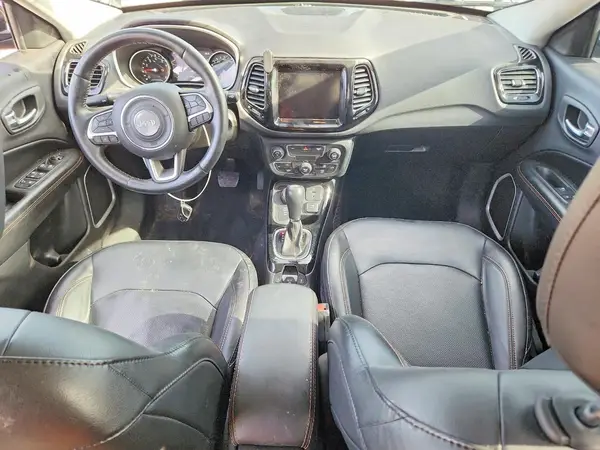 3C4NJDCB8KT690450 2019 JEEP COMPASS - Image 8