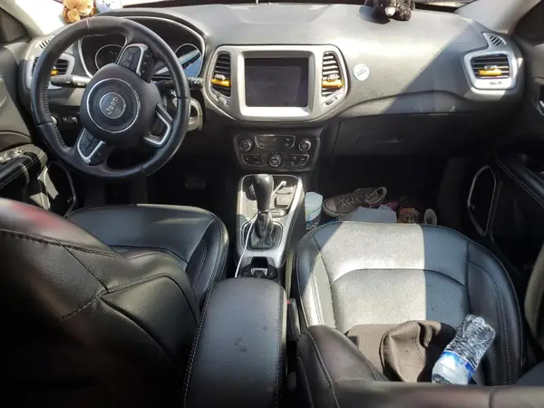 3C4NJDCB8KT723138 2019 JEEP COMPASS - Image 8