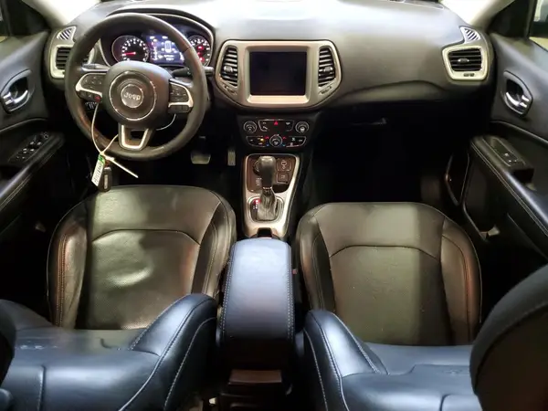 3C4NJDCB8KT729537 2019 JEEP COMPASS - Image 8