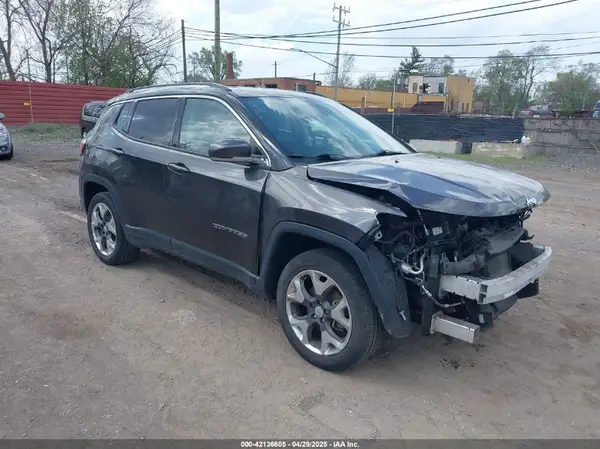 3C4NJDCB8KT735418 2019 JEEP COMPASS - Image 1