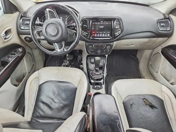 3C4NJDCB8KT740926 2019 JEEP COMPASS - Image 8