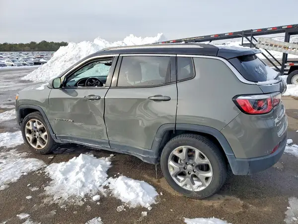 3C4NJDCB8KT741980 2019 JEEP COMPASS - Image 2