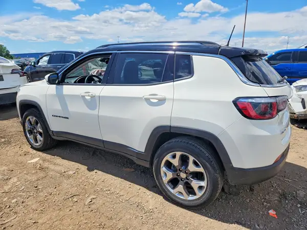 3C4NJDCB8KT749979 2019 JEEP COMPASS - Image 2