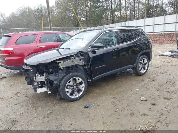 3C4NJDCB8KT766958 2019 JEEP COMPASS - Image 2