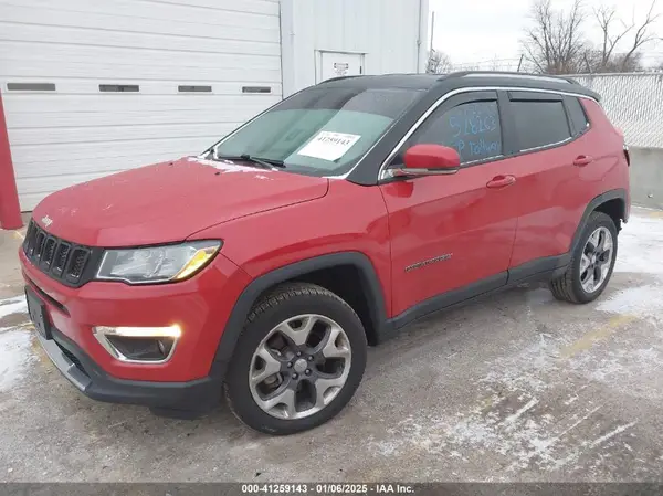 3C4NJDCB8KT771657 2019 JEEP COMPASS - Image 2