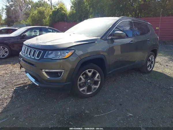 3C4NJDCB8KT780987 2019 JEEP COMPASS - Image 2