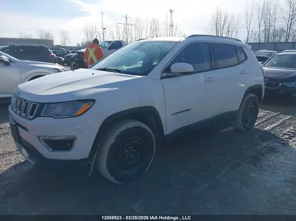 3C4NJDCB8KT782562 2019 JEEP COMPASS - Image 2