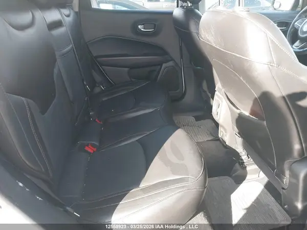 3C4NJDCB8KT782562 2019 JEEP COMPASS - Image 8