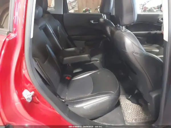 3C4NJDCB8KT790760 2019 JEEP COMPASS - Image 8