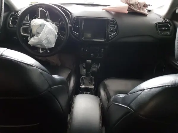 3C4NJDCB8KT790919 2019 JEEP COMPASS - Image 8