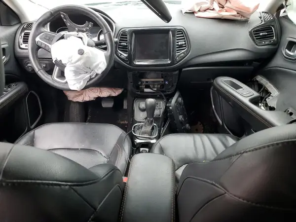3C4NJDCB8KT791620 2019 JEEP COMPASS - Image 8
