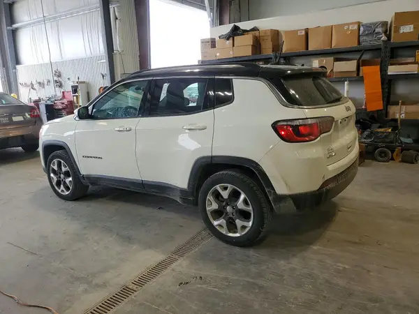 3C4NJDCB8KT827239 2019 JEEP COMPASS - Image 2