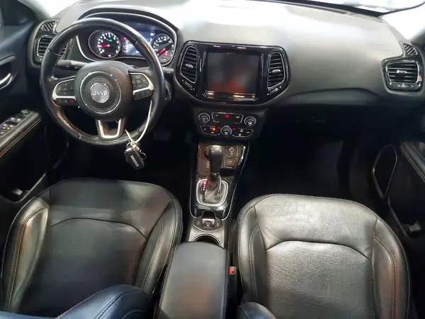 3C4NJDCB8KT827239 2019 JEEP COMPASS - Image 8