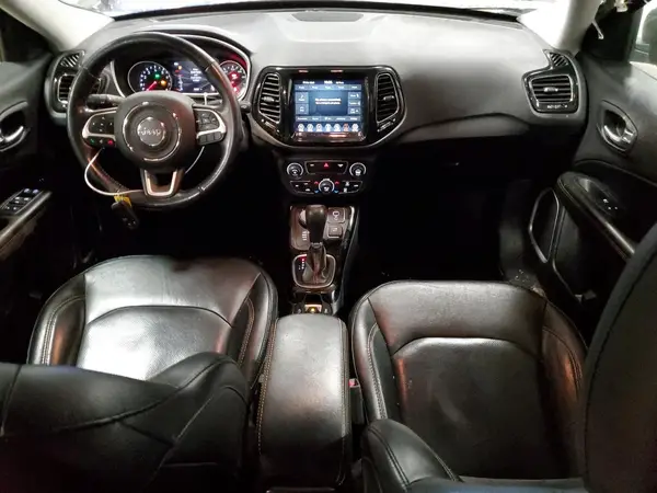 3C4NJDCB8KT842310 2019 JEEP COMPASS - Image 8