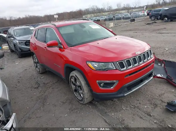 3C4NJDCB8KT854859 2019 JEEP COMPASS - Image 1