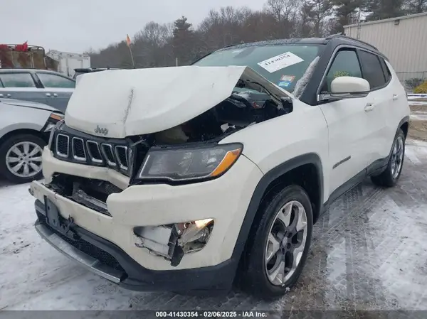 3C4NJDCB8LT106629 2020 JEEP COMPASS - Image 2