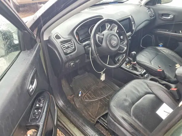 3C4NJDCB8LT146967 2020 JEEP COMPASS - Image 8