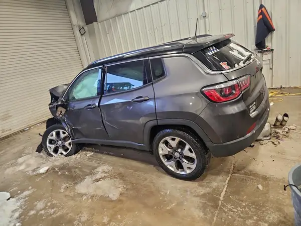 3C4NJDCB8LT155765 2020 JEEP COMPASS - Image 2