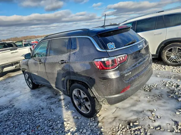 3C4NJDCB8LT157712 2020 JEEP COMPASS - Image 2
